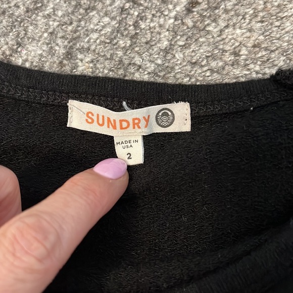 Sundry Sweatshirt with stars on left arm - Picture 2 of 2